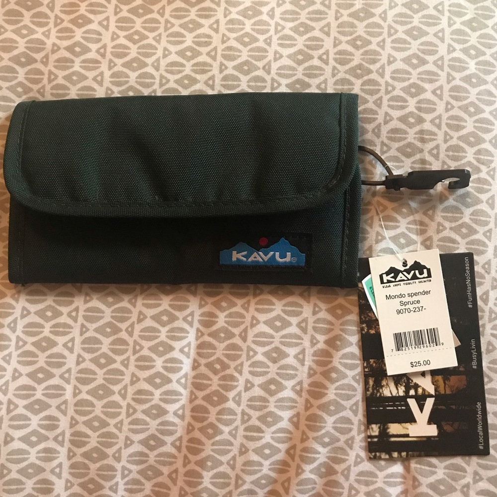 Kavu Trifold Wallet | color: Spruce